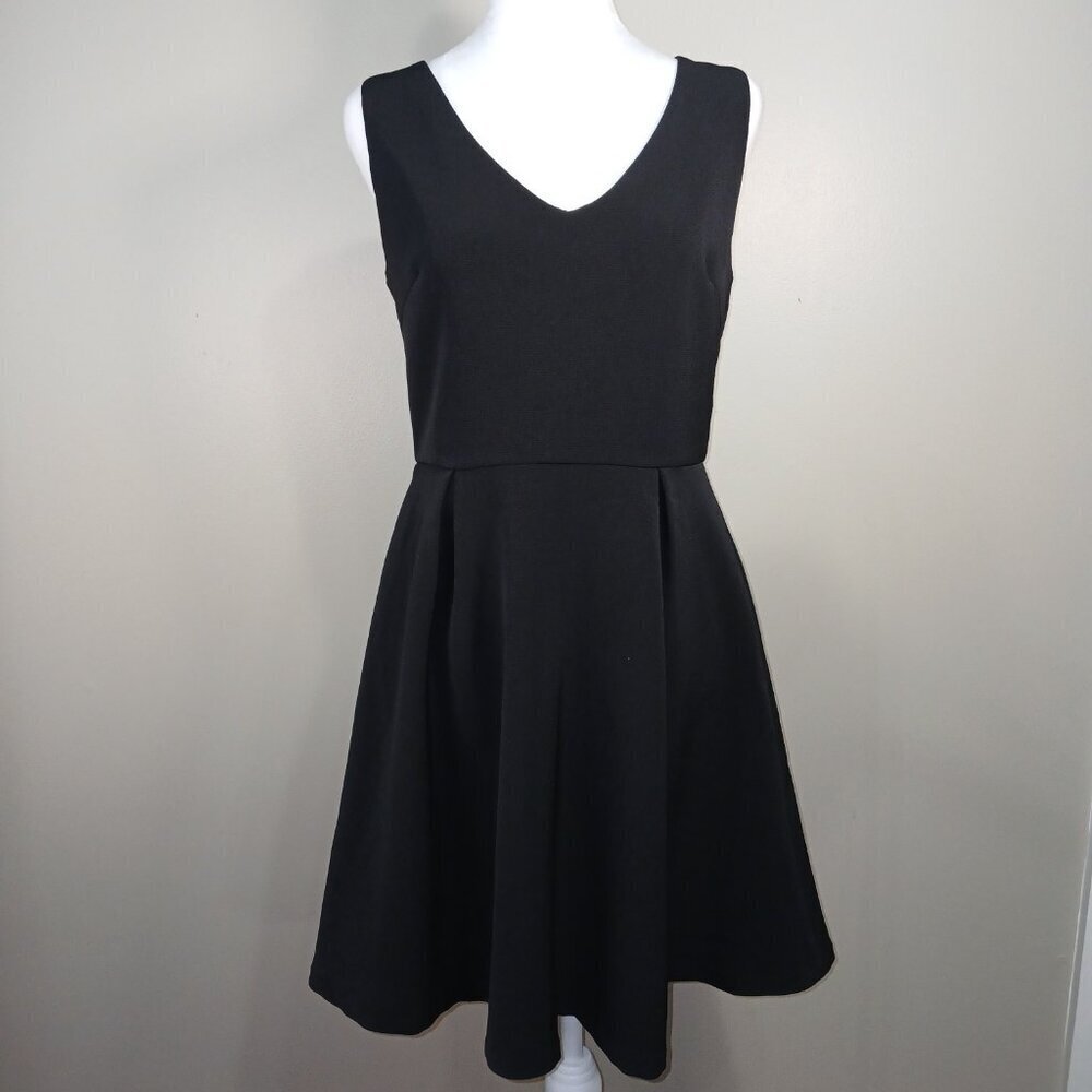 GIANNI BINI BLACK DRESS,PARTY DRESS, SEMI FORMAL, SLEEVELESS, V NECK, SIZE LARGE